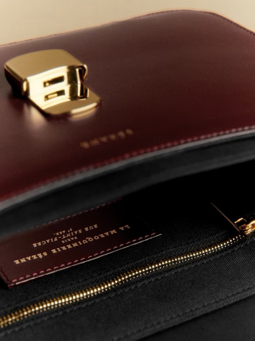 SOLD Like New Sézane Milo Classic Bag in Glossy Burgundy - Picture 4 of 14